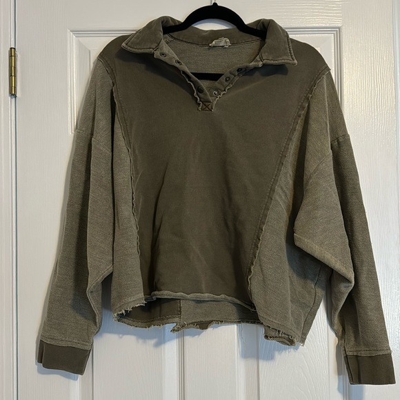 Olive Green Sweatshirt - Picture 1 of 1
